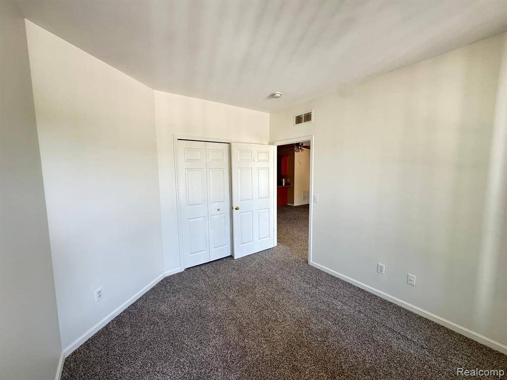 Sterling Heights, MI 48314,3811 CHERRY CREEK Lane