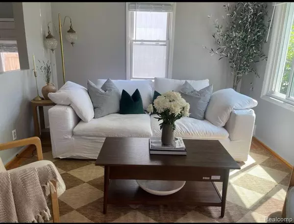 Royal Oak, MI 48067,1403 CHEROKEE Avenue