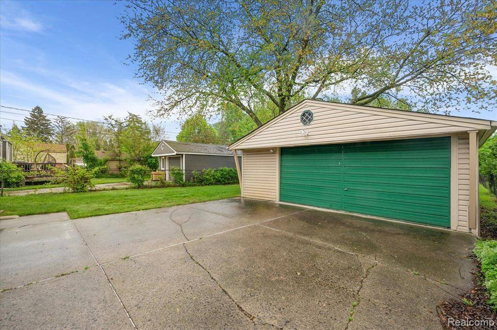 Berkley, MI 48072,2947 CATALPA Drive