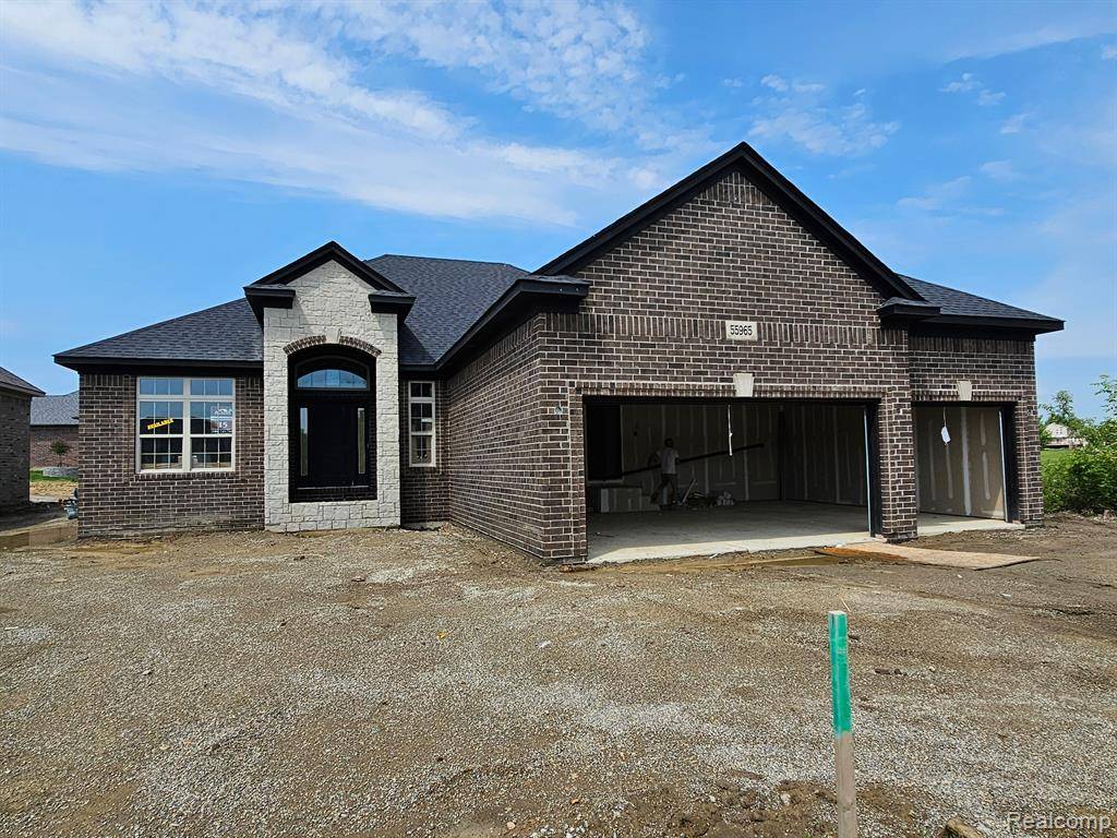 23946 HAWKSHEAD Drive, Macomb, MI 48042