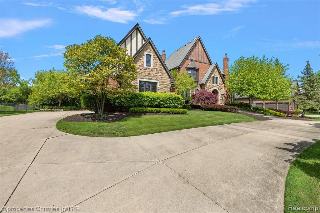 Northville, MI 48167,47690 FLORENCE Drive