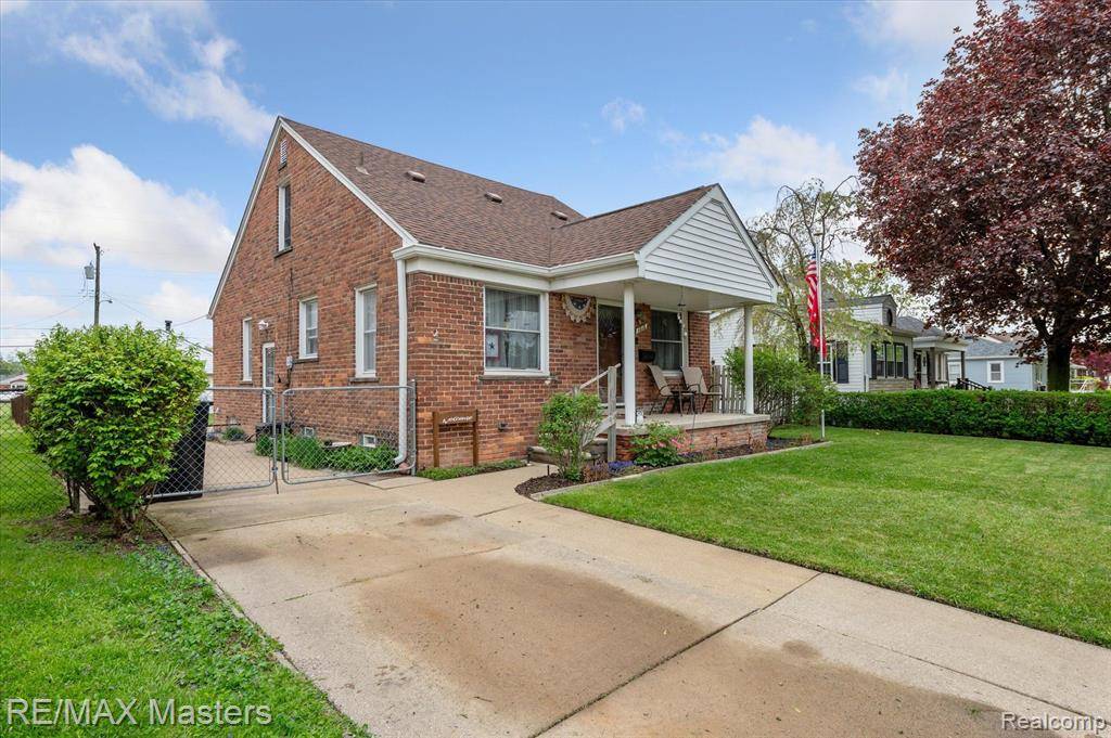 1818 CORA Street, Wyandotte, MI 48192