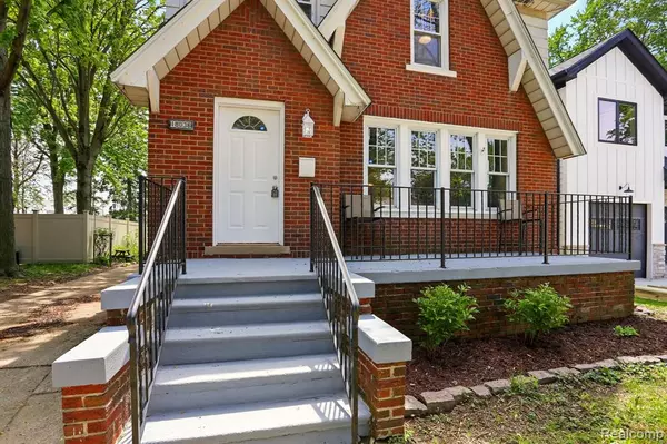 Roseville, MI 48066,18036 ELIZABETH Street