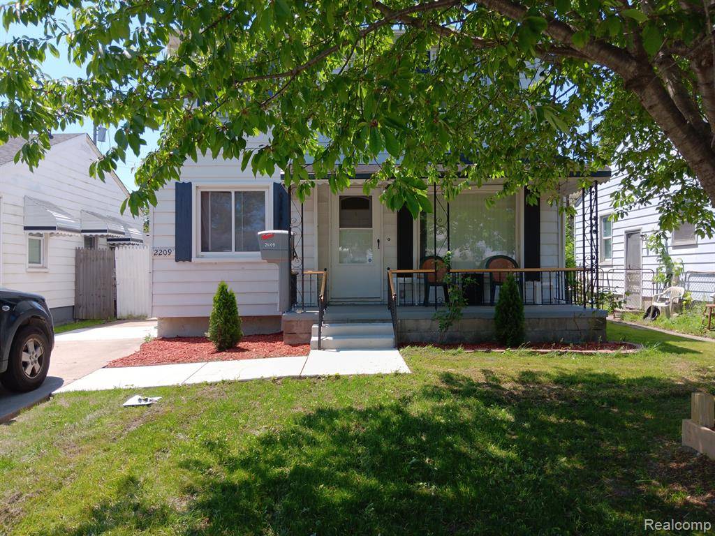 2209 PROGRESS Avenue, Lincoln Park, MI 48146