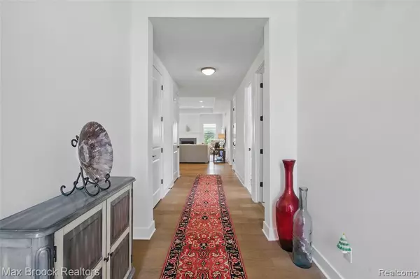 West Bloomfield, MI 48323,7841 TRAILSIDE