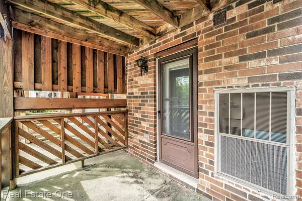 Fraser, MI 48026,34901 Hamilton Drive