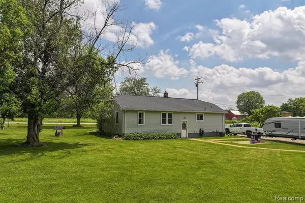 Holly, MI 48442,11010 N HOLLY Road