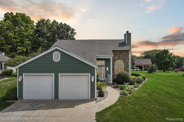 16085 Silver Bend Drive, Linden, MI 48451