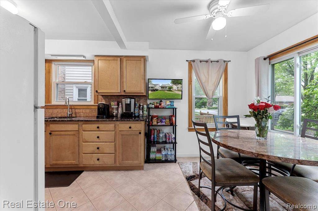 Lincoln Park, MI 48146,1826 BUCKINGHAM Avenue