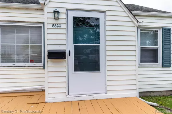 Warren, MI 48091,6836 PAIGE Avenue
