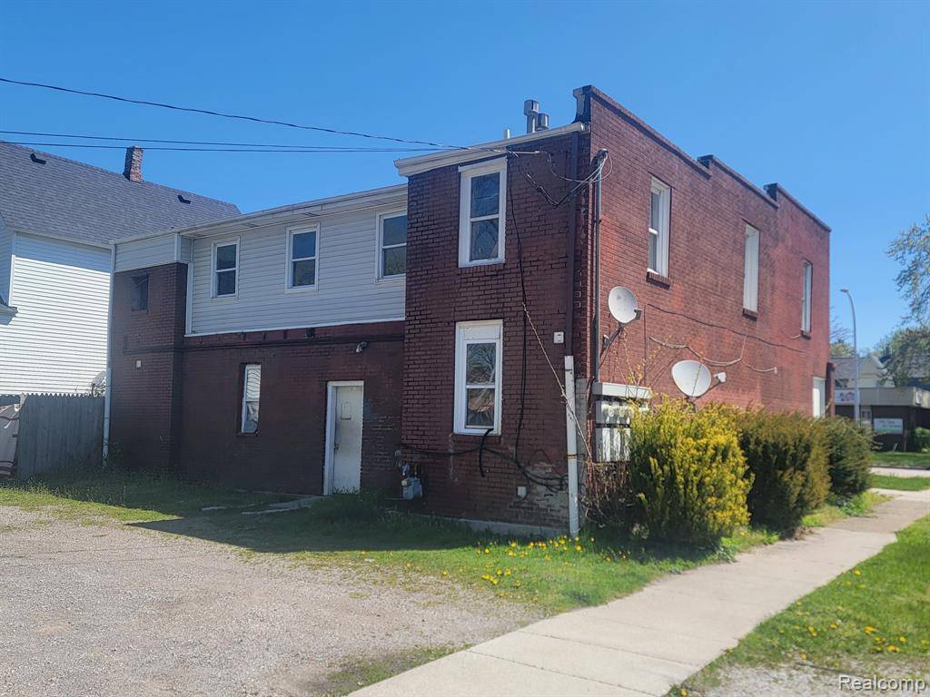 Port Huron, MI 48060,1725 10TH Street