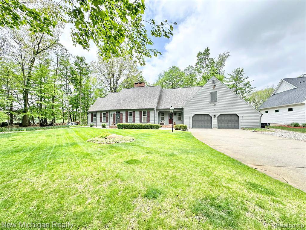 Lansing, MI 48906,4909 BARNSTABLE Lane