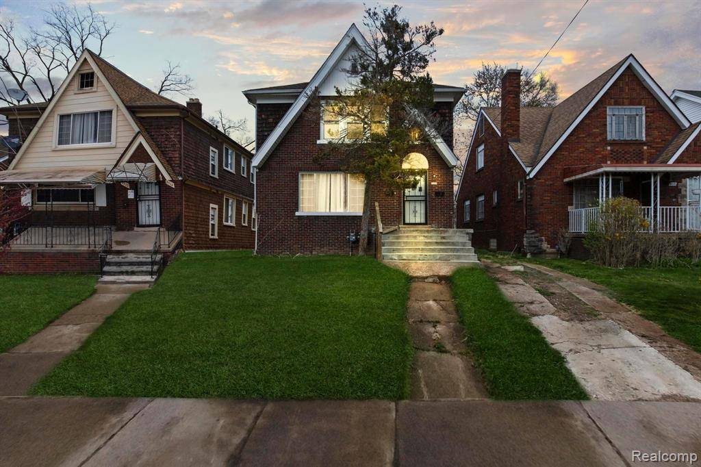 8916 Mendota Street, Detroit, MI 48204