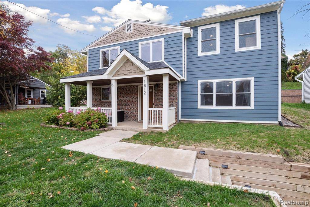 Ann Arbor, MI 48103,1812 ORCHARD Street