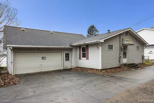 Jackson, MI 49201,657 LANE Drive