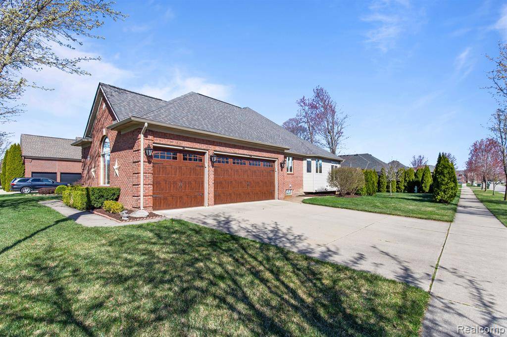 Shelby Twp, MI 48316,7689 BIRCH Lane