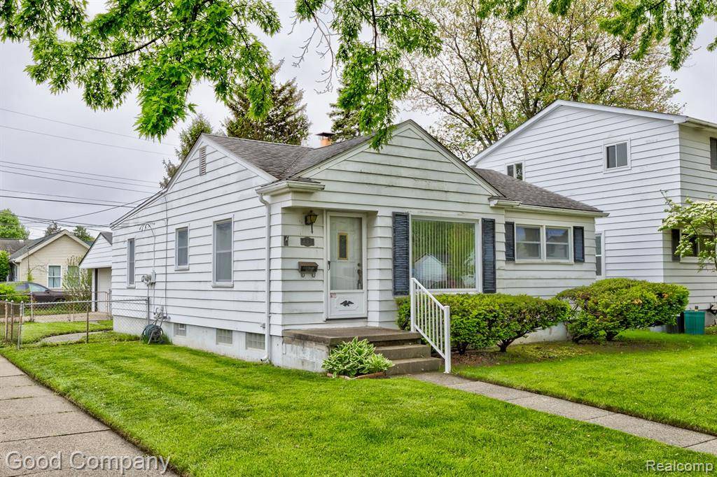 405 CHARLEVOIX Street, Clawson, MI