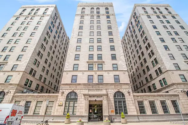 Detroit, MI 48202,15 E KIRBY Street