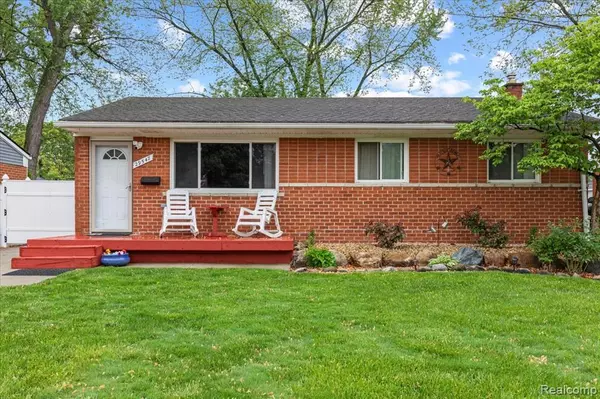 29547 Brown Court, Garden City, MI