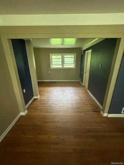 Southfield, MI 48075,21383 MADA Avenue