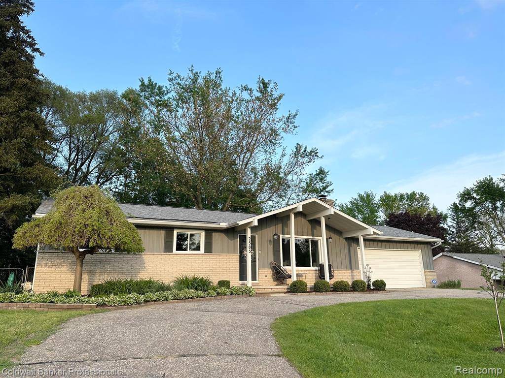 Lake Orion, MI,2585 Freeman Drive