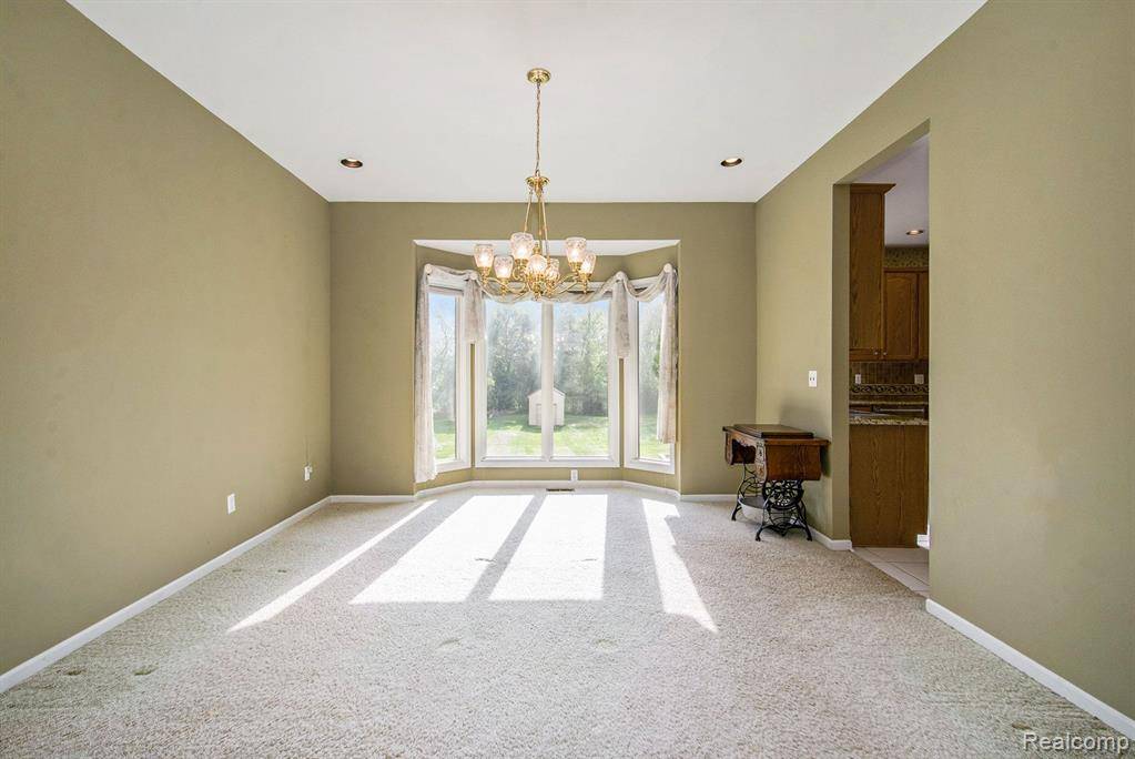 South Lyon, MI 48178,9968 TUSCANY VALLEY Way