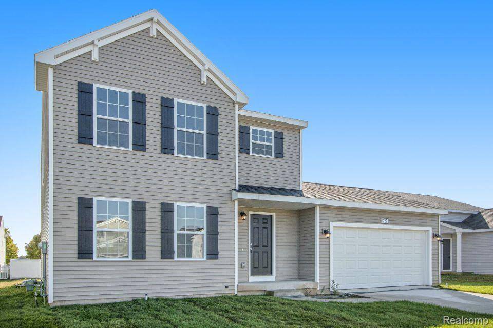 204 Kingsberry Drive, Blissfield, MI 49228