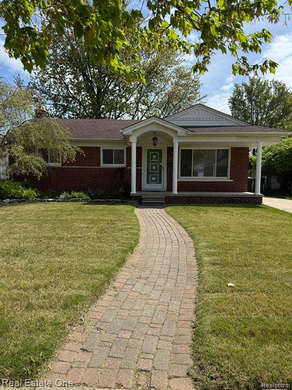 2683 LONGMEADOW Drive, Trenton, MI 48183