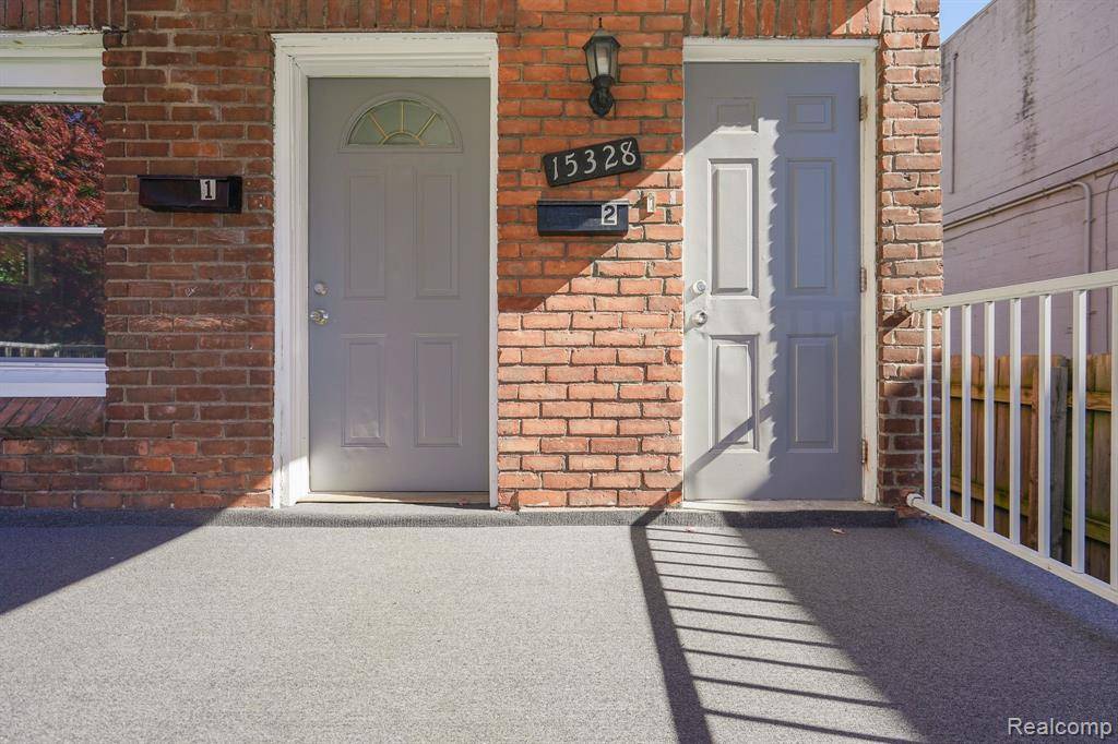 Redford, MI 48239,15328 LENNANE