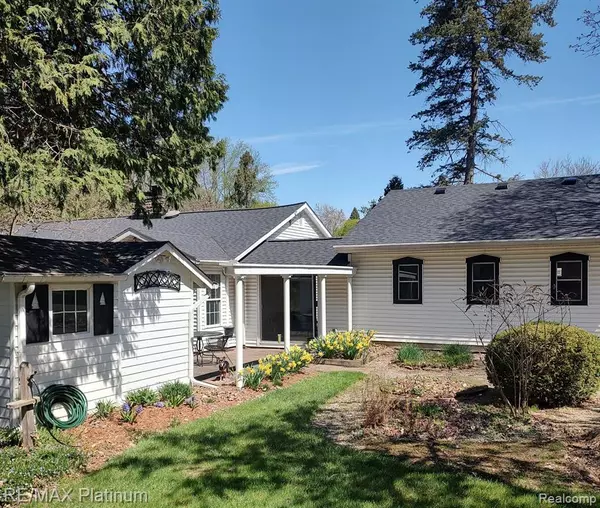 Howell, MI 48843,109 Cornell Street