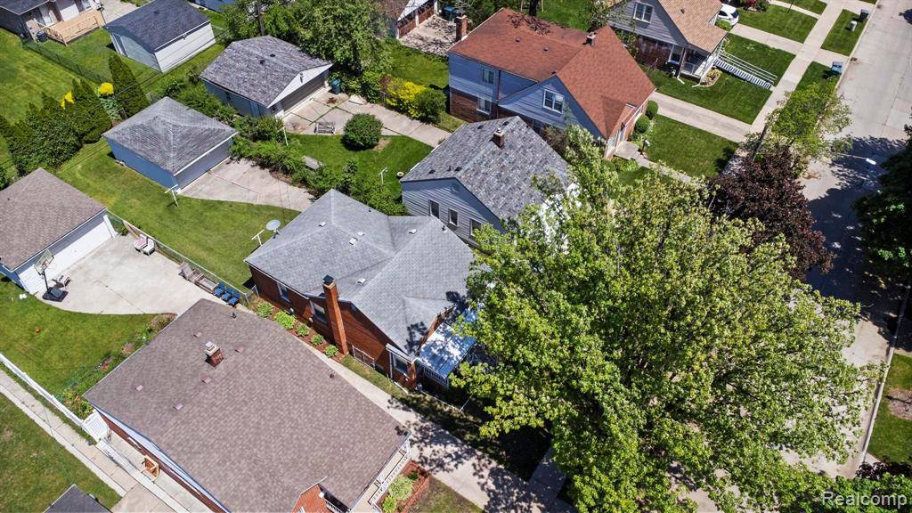 Dearborn, MI 48124,23314 NONA Street