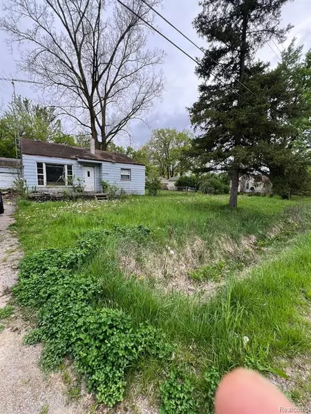 3179 W HOBSON Avenue, Flint, MI 48504