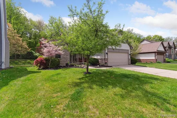 Ypsilanti, MI 48197,5496 MICHAEL Drive