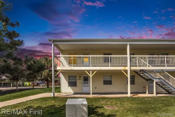 Roseville, MI 48066,20885 FLORA Street