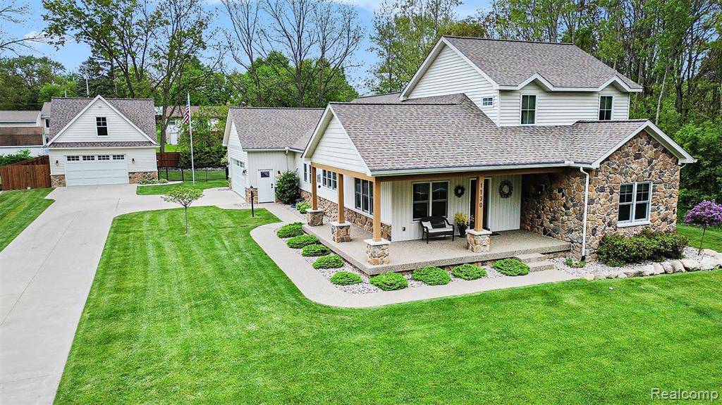 1130 S LEROY Street, Fenton, MI 48430