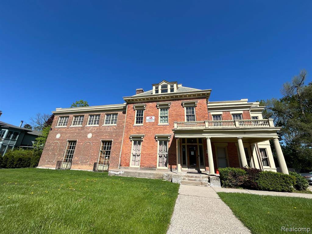206 N HURON Street, Ypsilanti, MI 48197