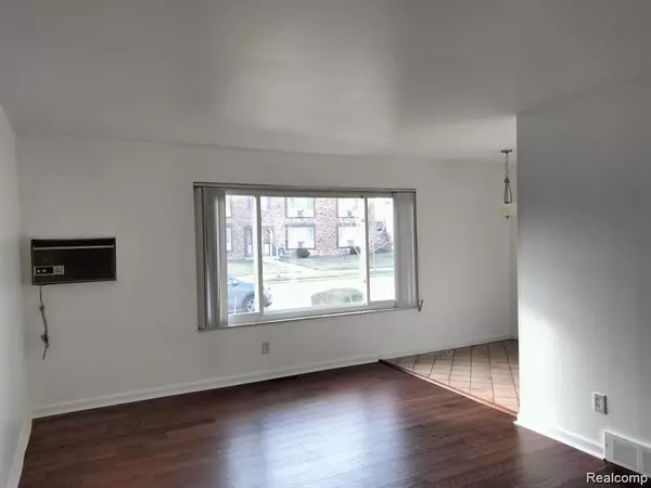 Royal Oak, MI 48073,4830 BRIARWOOD Avenue