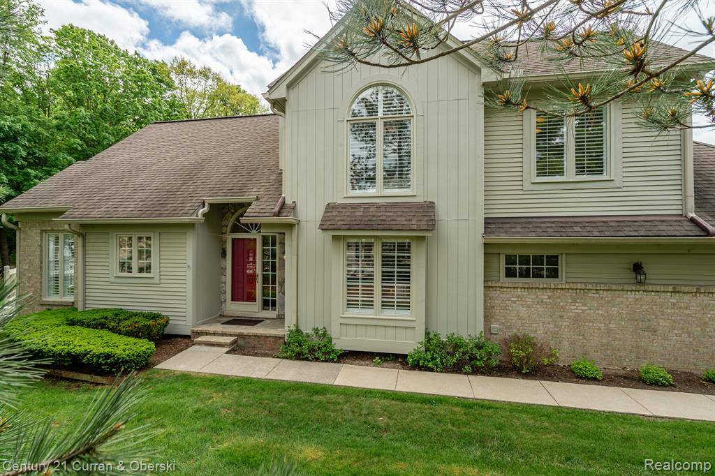 439 COVINGTON Court, Northville, MI 48168