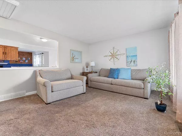 Woodhaven, MI 48183,23124 W FAIRWAY Drive