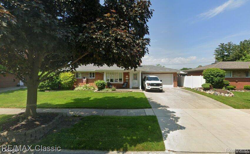 7349 IROQUOIS Street, Westland, MI