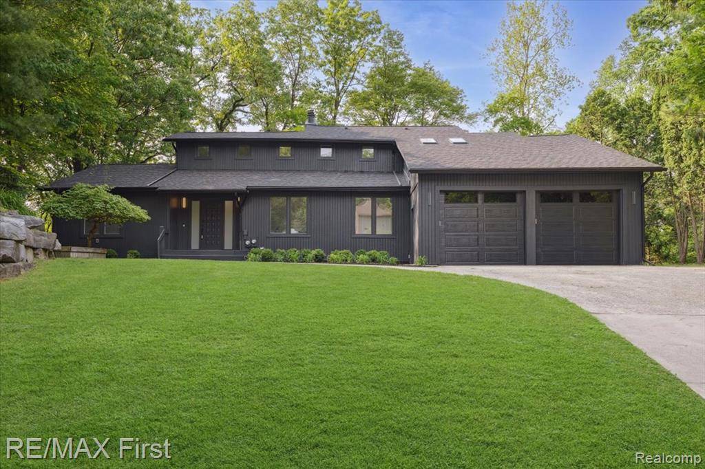 3091 ARNS, Oakland, MI