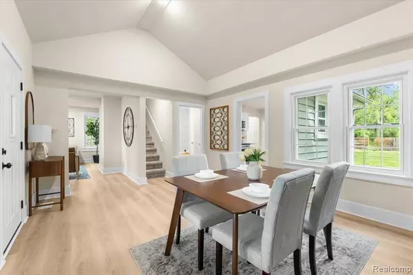 Pinckney, MI 48169,10820 CEDAR LAKE Road