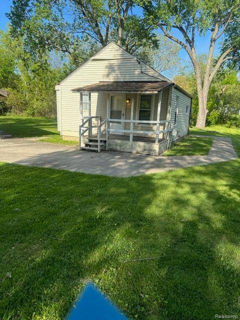 2534 N GENESEE Road, Burton, MI 48509