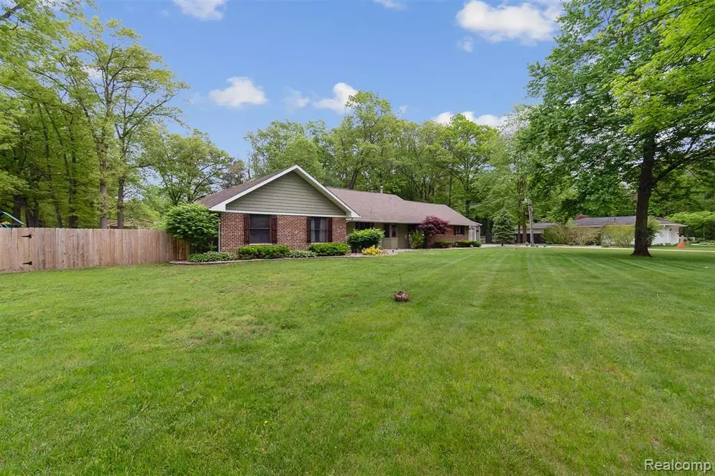 Belleville, MI 48111,17441 Martinsville Road