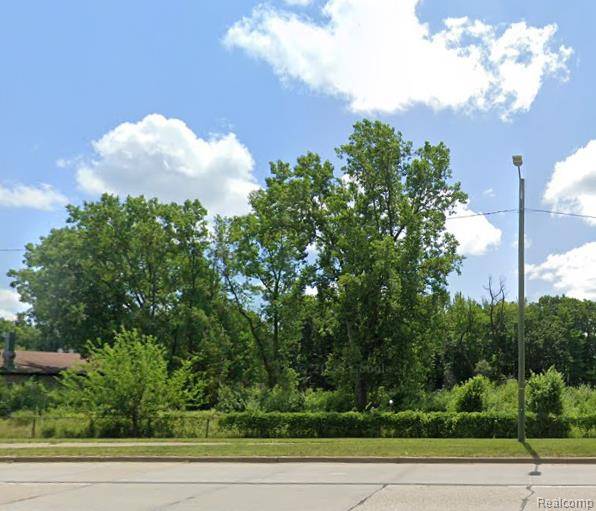 Waterford, MI 48340,00 Highland Road