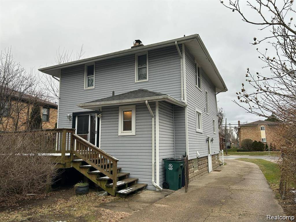 Royal Oak, MI 48067,613 E LINCOLN Avenue