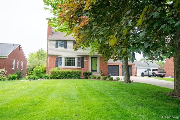 Trenton, MI 48183,2366 GRANGE Road