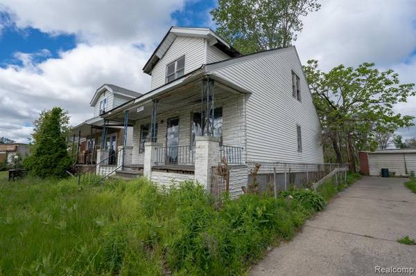 Hamtramck, MI 48212,17257 MOENART Street