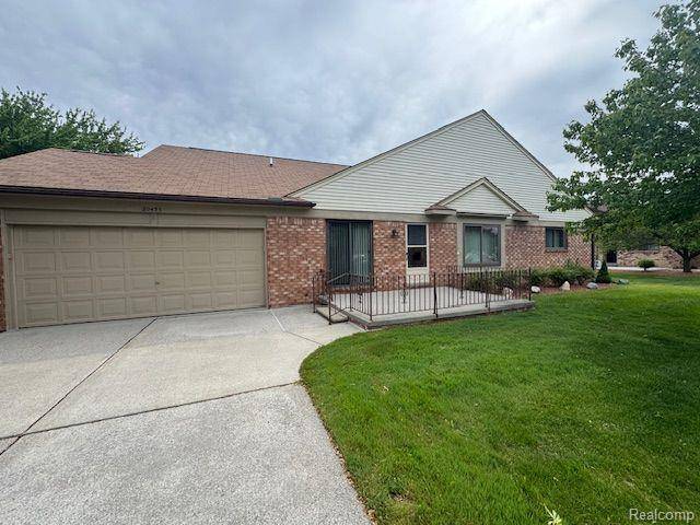 20433 BIRCH MEADOW Drive, Clinton Twp, MI 48036