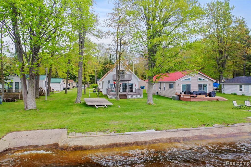 Houghton Lake, MI 48629,6783 E HOUGHTON LAKE Drive